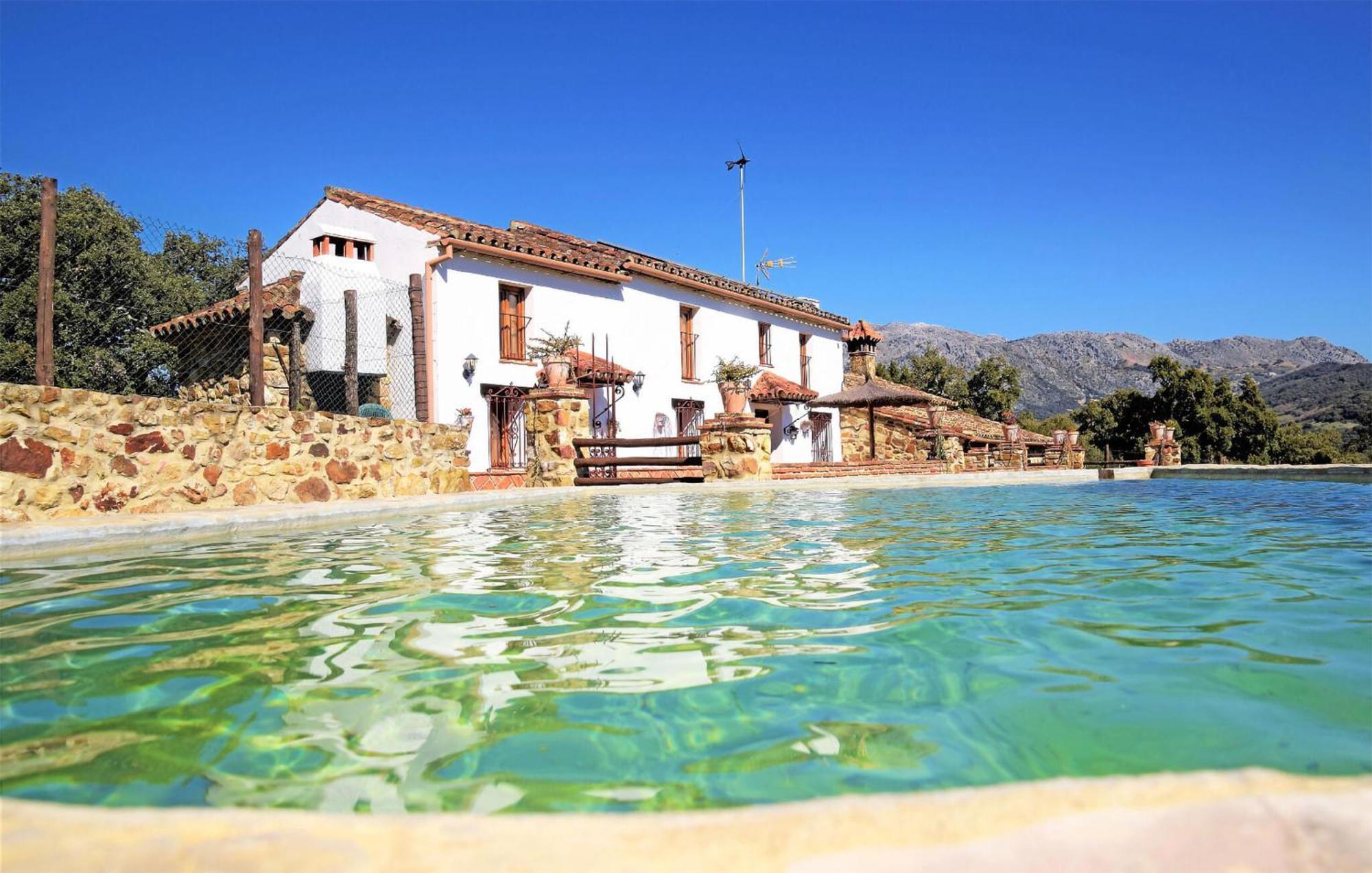 Lovely Home In Cortes De La Frontera With Kitchen Exterior photo
